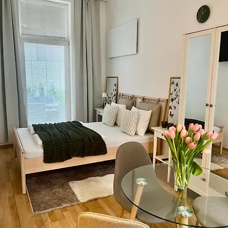 Gemuetliches Studio Apartment Vienna Exterior photo